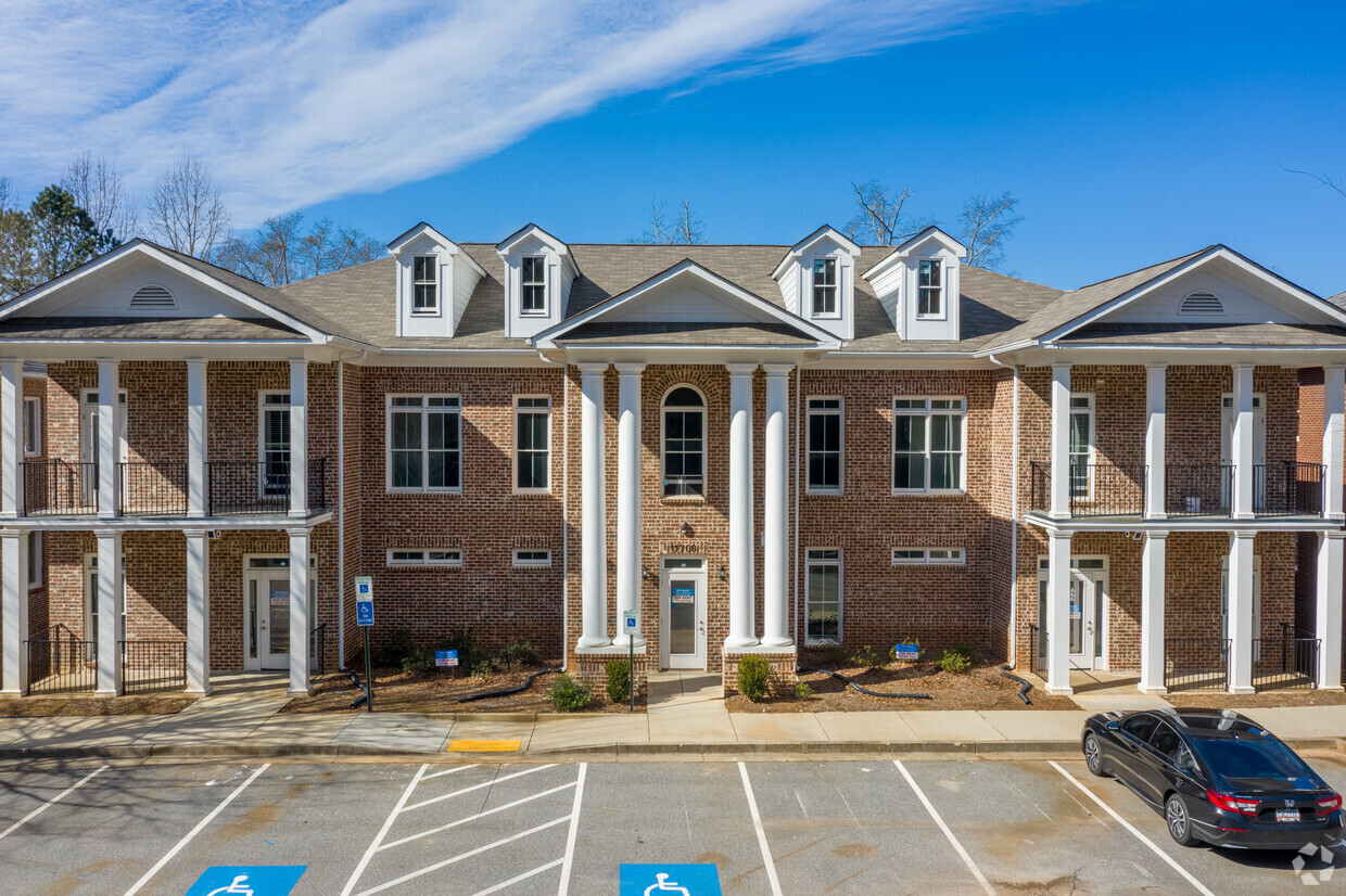 11700 Atlantis Pl, Alpharetta, GA en alquiler Foto del edificio- Imagen 1 de 12