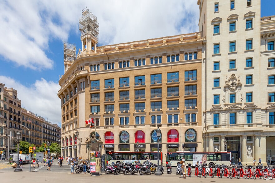 Espacio de coworking en Plaça de Catalunya, 9, Barcelona en alquiler - Foto del edificio - Imagen 3 de 5