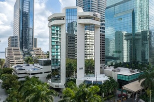 999 Brickell Ave, Miami FL - Inmueble