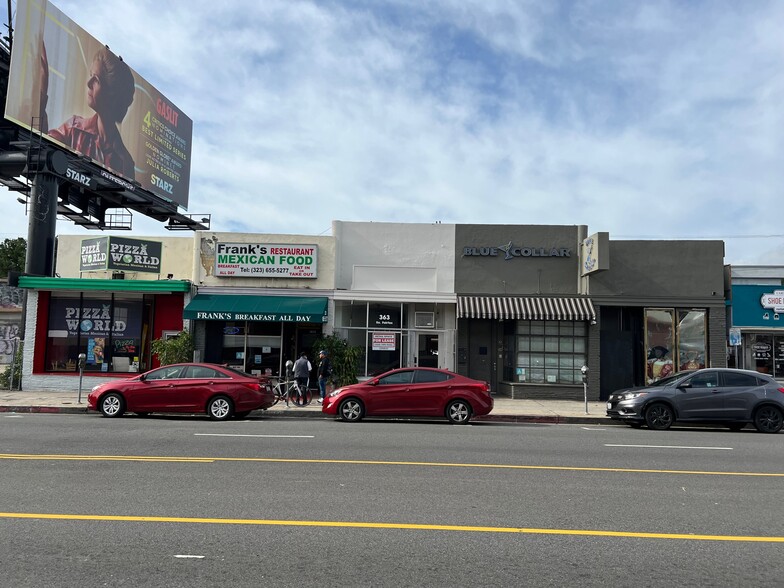 363 S Fairfax Ave, Los Angeles, CA en alquiler - Foto del edificio - Imagen 3 de 14