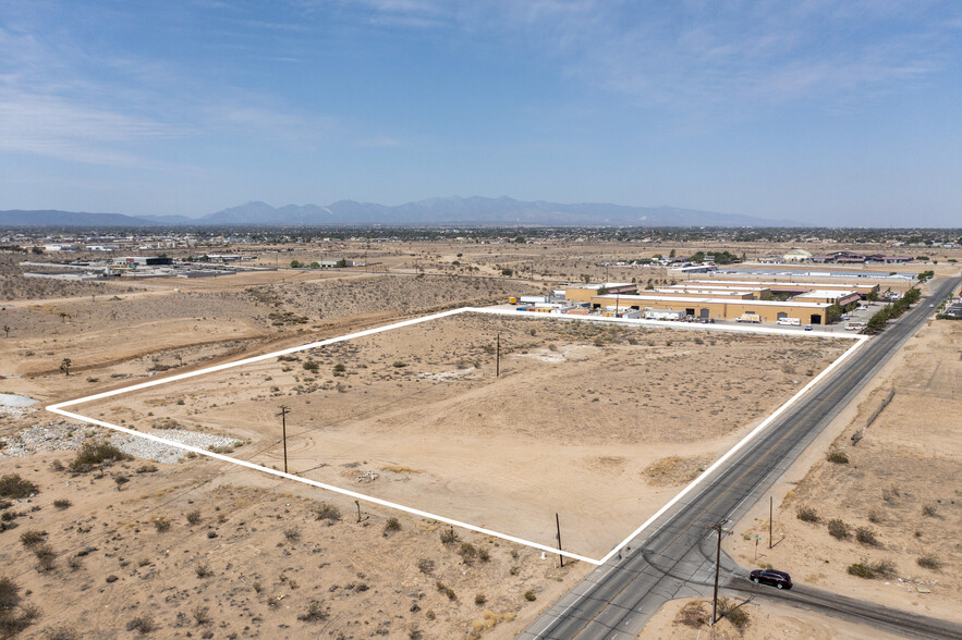 17399 Lemon St, Hesperia, CA en venta - Foto del edificio - Imagen 3 de 23