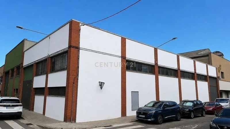Nave en Sabadell, Barcelona en alquiler - Foto del edificio - Imagen 3 de 5