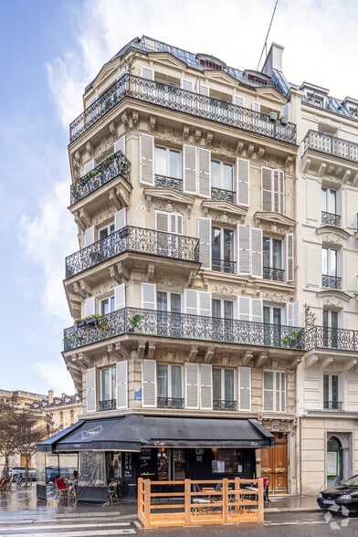 20 Rue De Constantinople, Paris en alquiler - Foto del edificio - Imagen 2 de 2