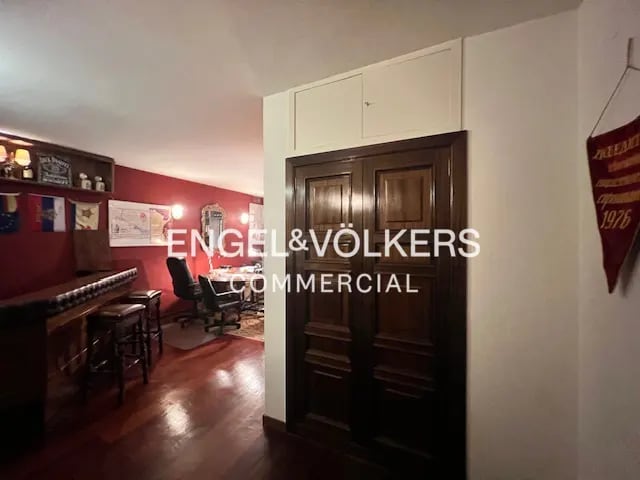 Edificio residencial en Barcelona, Barcelona en venta - Foto del interior - Imagen 2 de 11