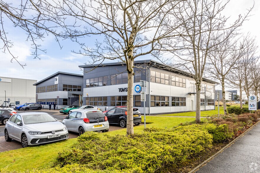 James Watt Ave, East Kilbride en alquiler - Foto del edificio - Imagen 2 de 4