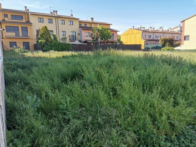 Solares en Roda de Ter cartera de 3 inmuebles en venta en LoopNet.es - Foto del edificio - Imagen 2 de 4