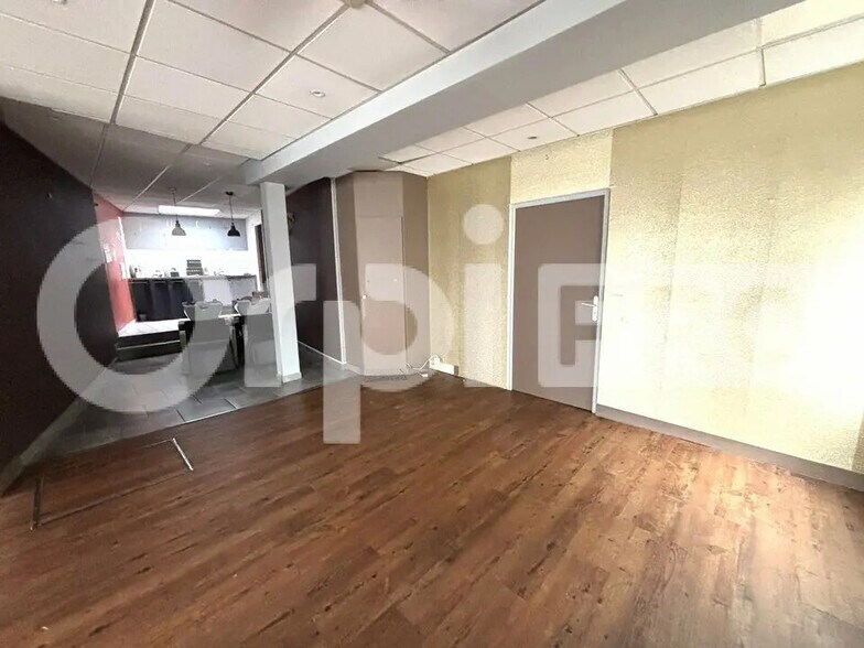 Local en Beauvais en venta - Foto del interior - Imagen 3 de 7