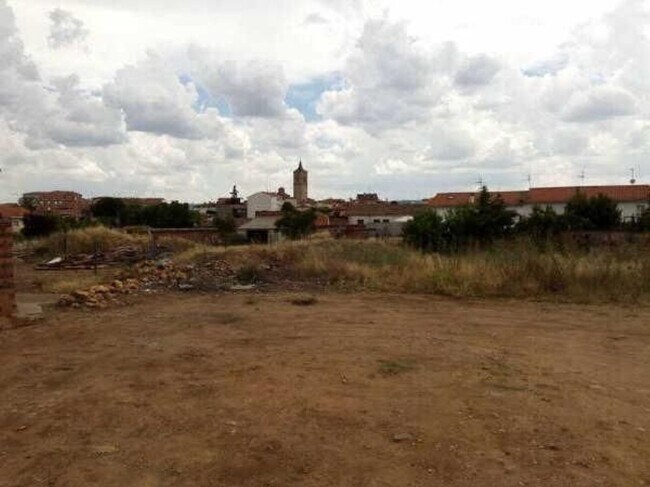 Más detalles de Calle de Soledad, 10, Cabanillas del Campo - Terreno en venta