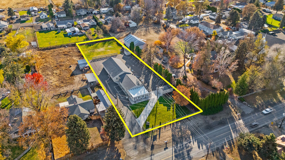 8308 Ahtanum Rd, Yakima, WA en venta - Foto del edificio - Imagen 3 de 44