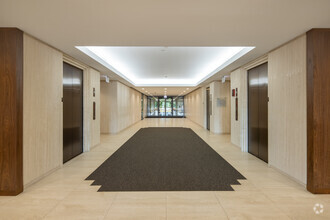 300 Tri State International, Lincolnshire, IL en alquiler Lobby- Imagen 2 de 12