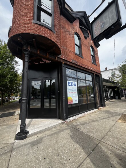 1001 Bardstown Rd, Louisville, KY en alquiler - Foto del edificio - Imagen 1 de 3