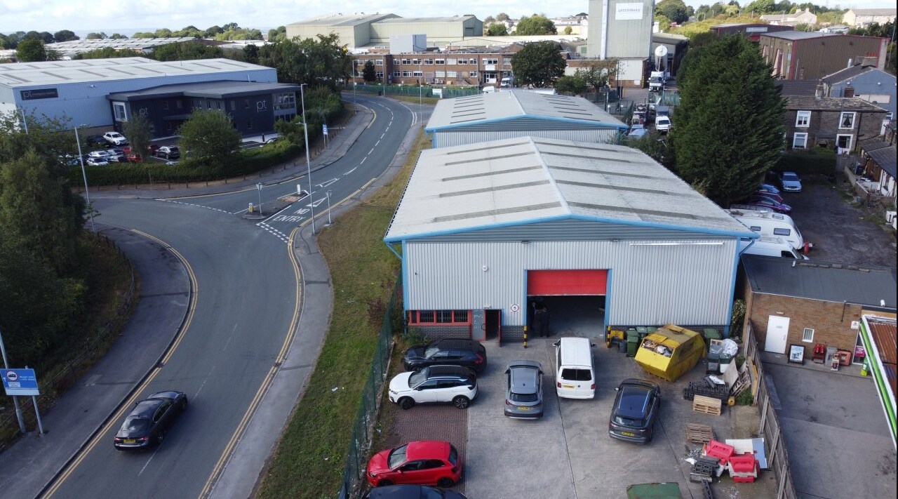 2 Cross Ln, Bradford en alquiler Foto del edificio- Imagen 1 de 6