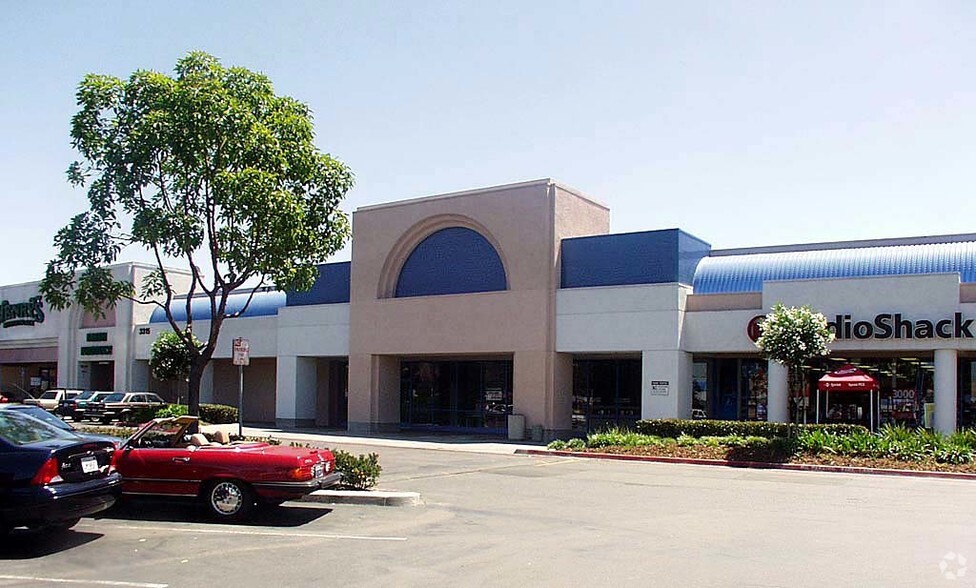 3305-3381 Rosecrans St, San Diego, CA en alquiler - Foto del edificio - Imagen 3 de 5