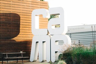 Más detalles de 2937 Bristol St, Costa Mesa, CA - Local en alquiler