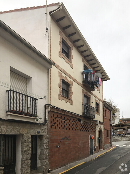 Calle Pizarro, 31, Pedrezuela, Madrid en alquiler - Foto del edificio - Imagen 2 de 2