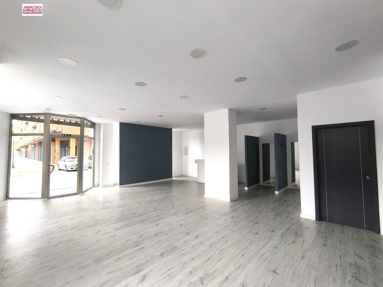 Local en Almussafes en alquiler - Foto del edificio - Imagen 3 de 13