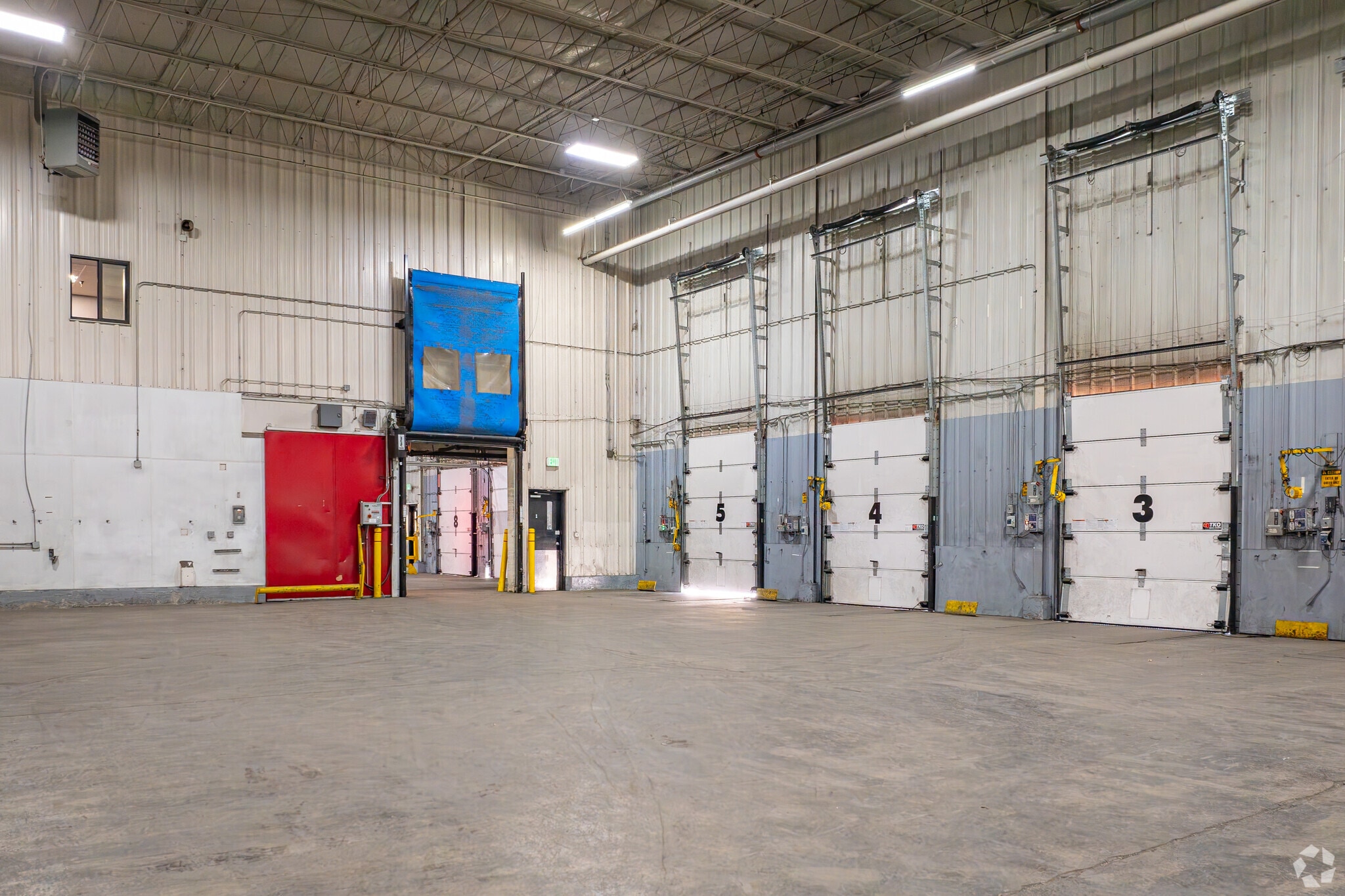 1455 E 62nd Ave, Denver, CO en venta Foto del interior- Imagen 1 de 11