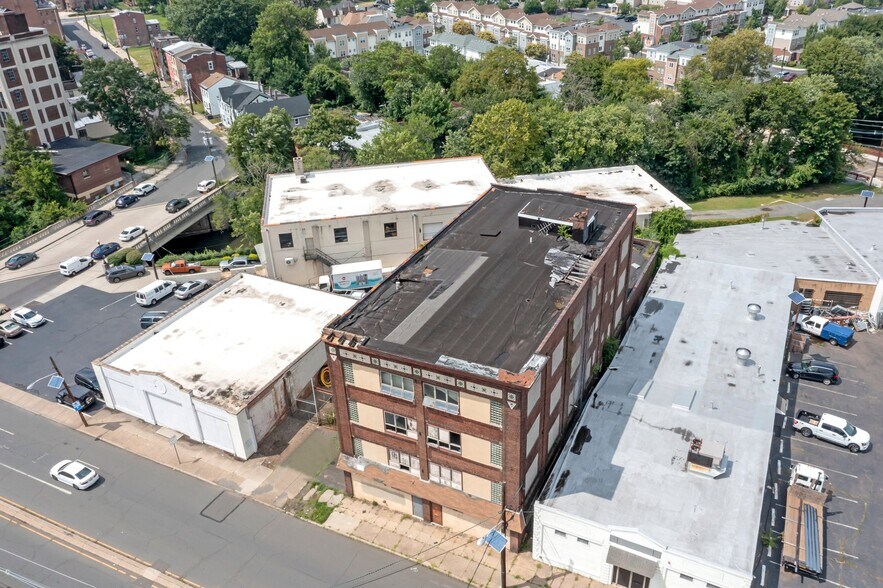 636 E State St, Trenton, NJ en alquiler - Foto del edificio - Imagen 2 de 14