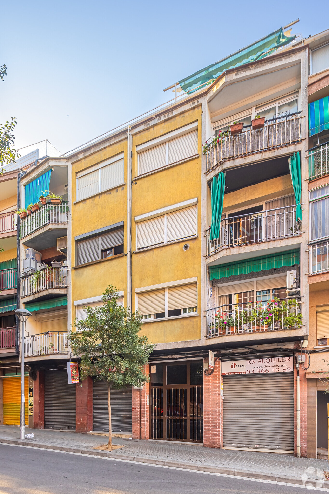 Carrer Mila Fontanals, 34, Santa Coloma de Gramenet, Barcelona en alquiler Foto principal- Imagen 1 de 3