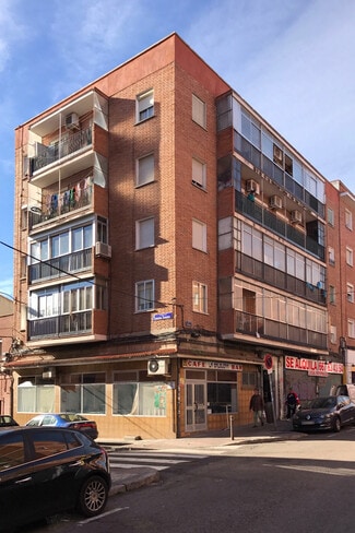 Más detalles de Calle del Tucán, 27, Madrid - Local en alquiler