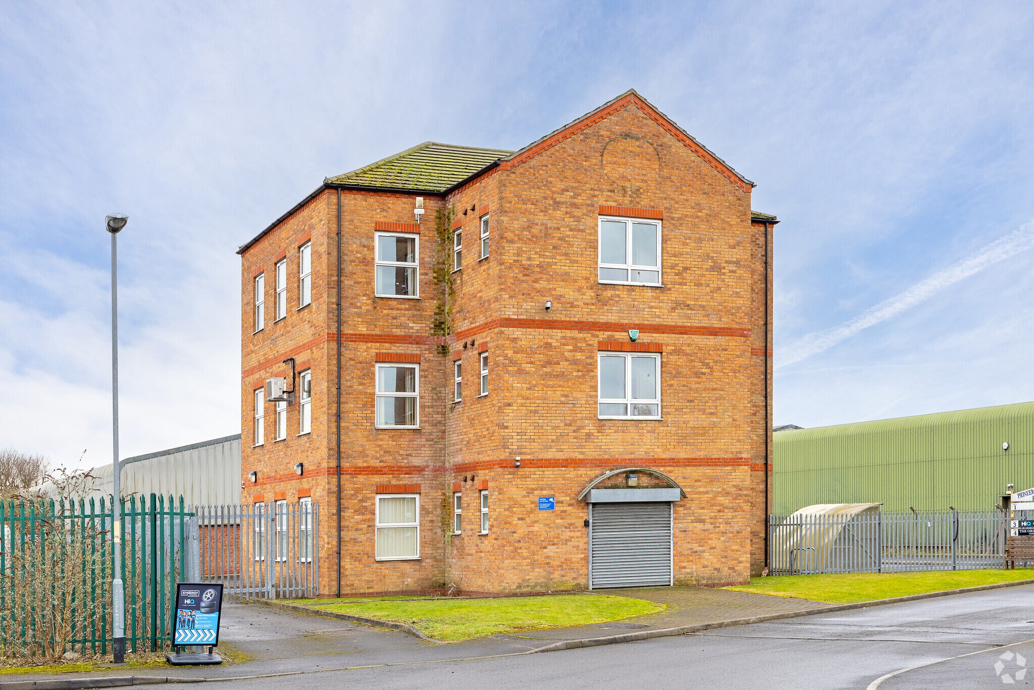 10 Pioneer Way, Lincoln en alquiler Foto principal- Imagen 1 de 10