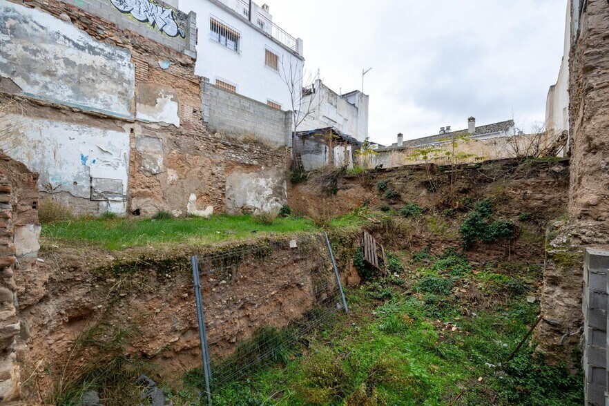 Calle Alta de Cartuja, 8, Granada, Granada en venta - Foto del edificio - Imagen 2 de 26