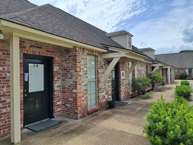 38113 Post Office Rd, Prairieville, LA en alquiler - Foto del edificio - Imagen 1 de 11