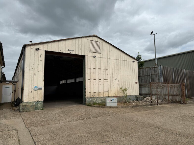Ministry Rd, Thatcham en alquiler - Foto del edificio - Imagen 1 de 4