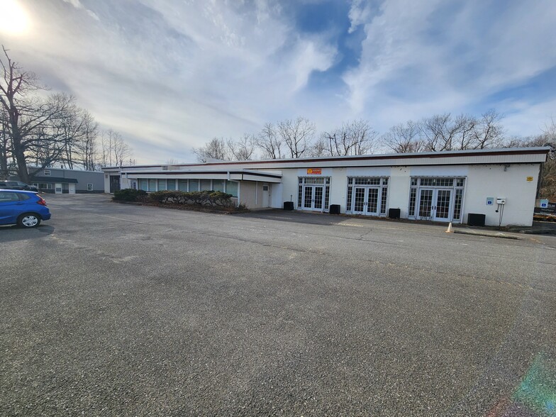 929 Route 28, Kingston, NY en venta - Foto del edificio - Imagen 1 de 15