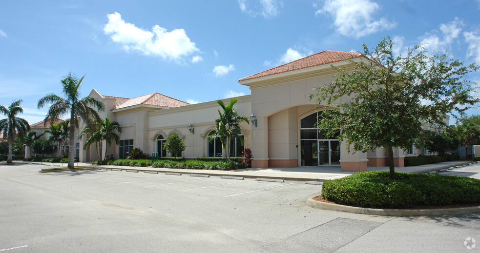 2841-2845 Pga Blvd, Palm Beach Gardens, FL en alquiler - Foto del edificio - Imagen 3 de 9