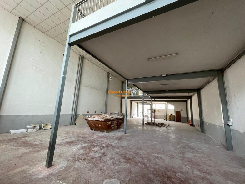 Nave en Elche, Alicante en alquiler - Foto del edificio - Imagen 2 de 10
