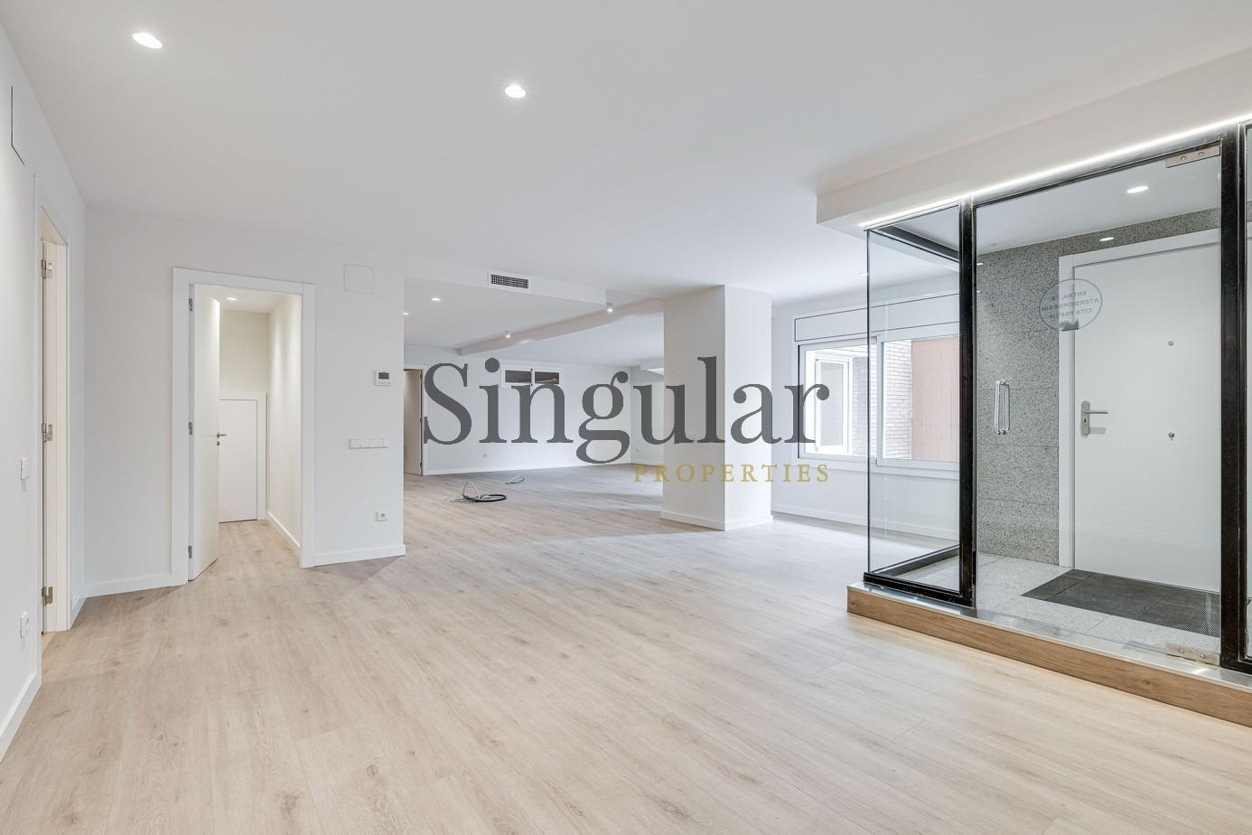 Edificio residencial en Barcelona, Barcelona en venta Foto principal- Imagen 1 de 6