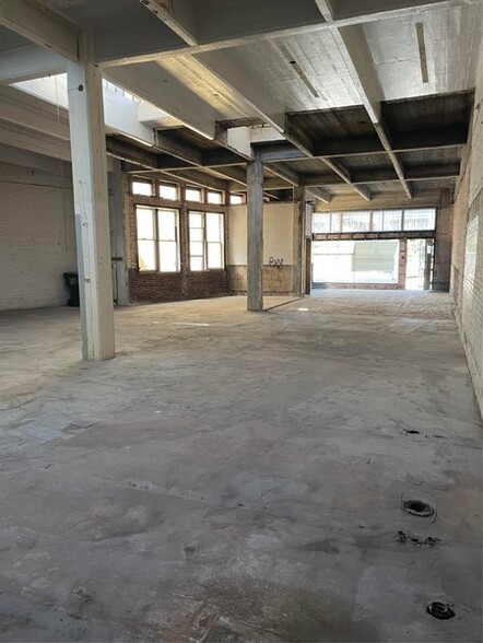 433 Madison Ave, Memphis, TN en venta - Foto del interior - Imagen 3 de 34