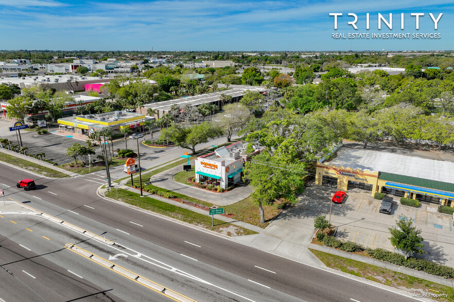 3390 1st St W, Bradenton, FL en venta - Foto del edificio - Imagen 3 de 8