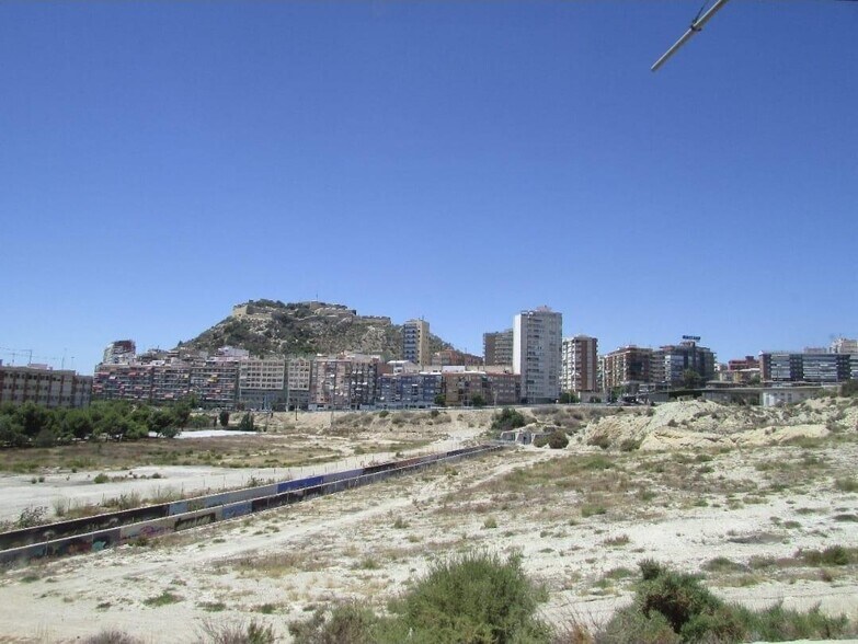 Terreno en Alicante, Alicante en venta - Vista aérea - Imagen 3 de 5