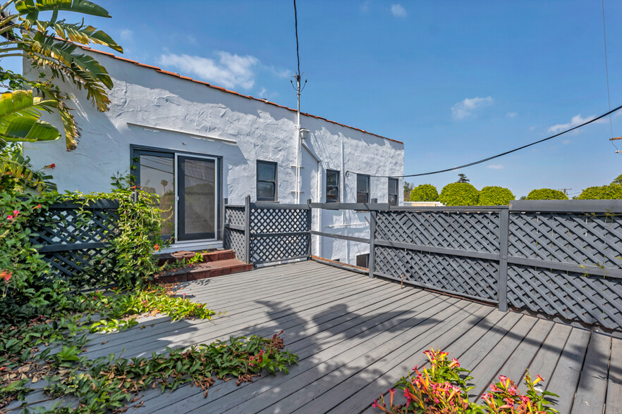 8812 Rangely Ave, West Hollywood, CA en venta - Foto del edificio - Imagen 3 de 50