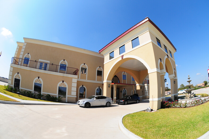 6968 Howell Sugar Land Rd, Houston, TX en venta - Foto del edificio - Imagen 2 de 16