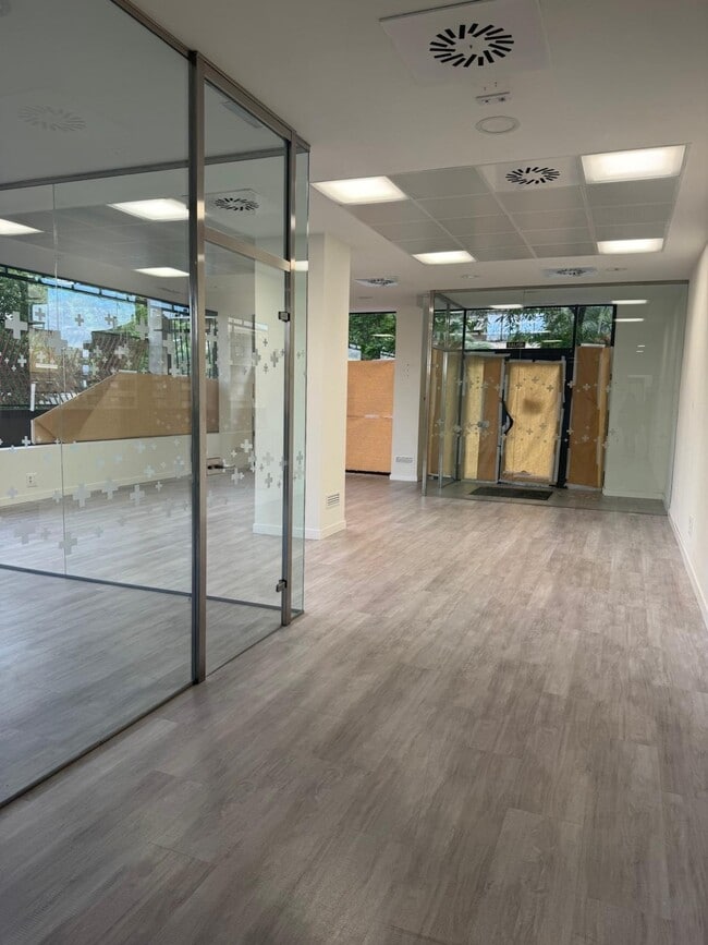 Más detalles de Local en alquiler