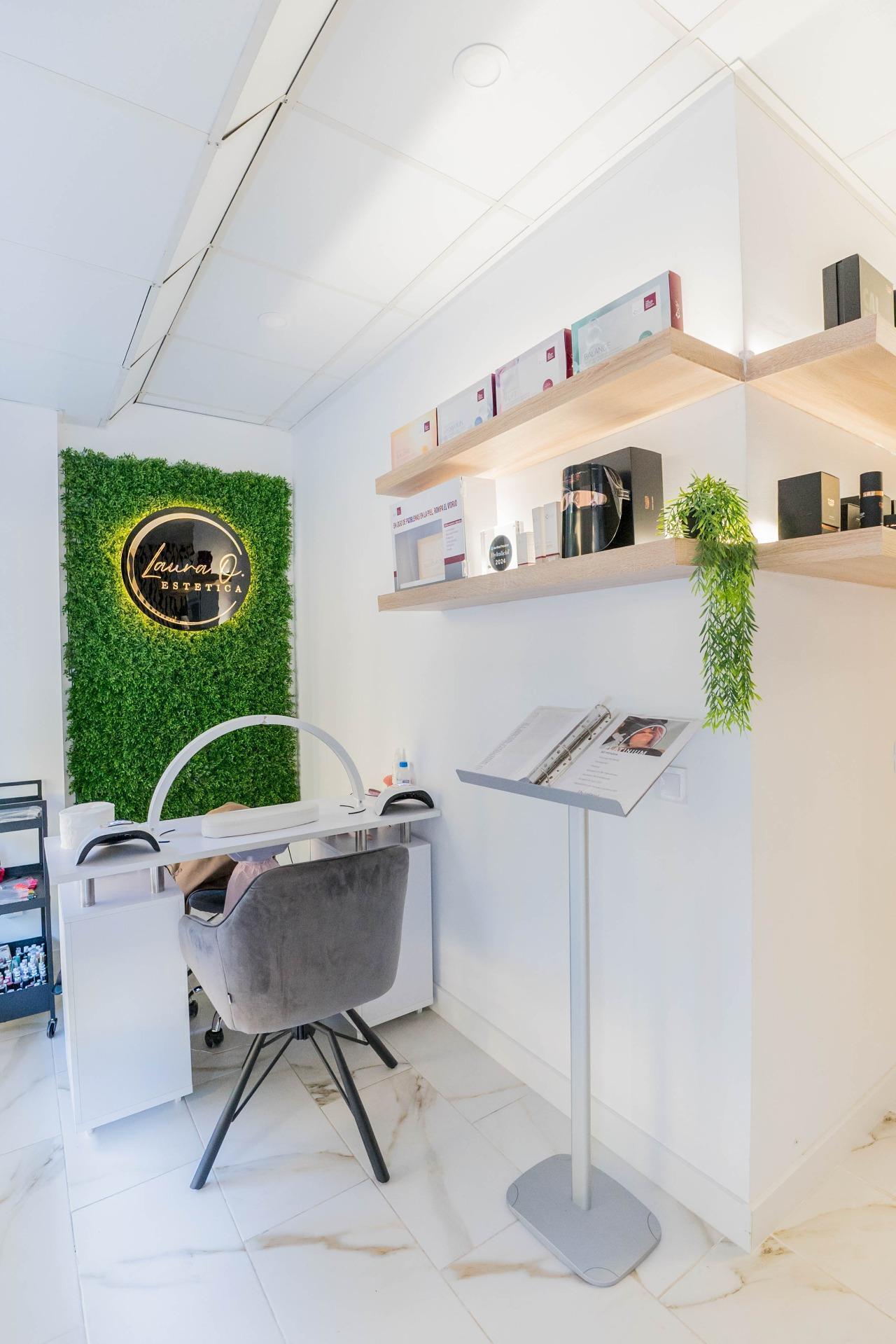 Local en Fuengirola, Málaga en alquiler Foto del edificio- Imagen 1 de 45