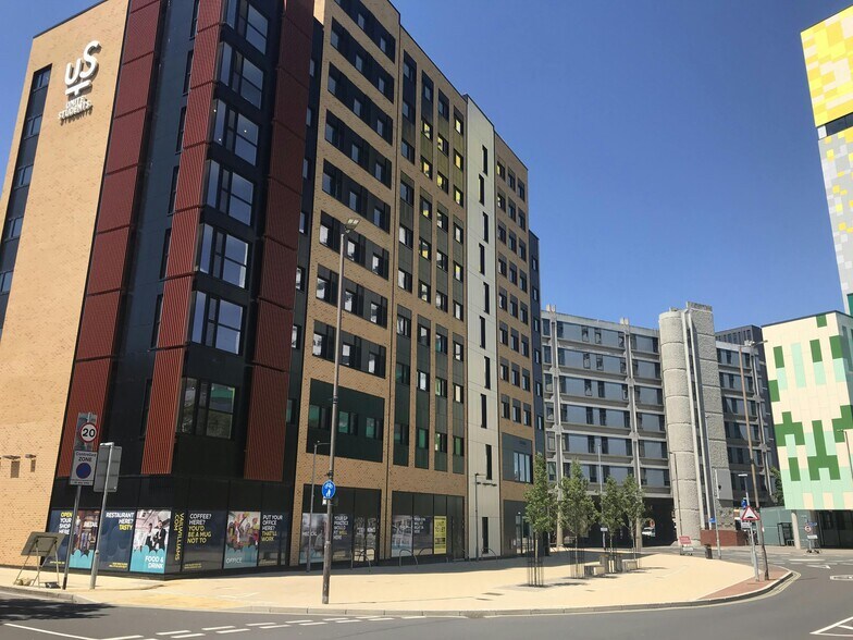 32 Isambard Brunel Rd, Portsmouth en alquiler - Foto del edificio - Imagen 2 de 16