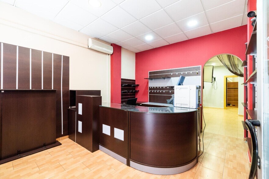 Local en Santa Fe, Granada en venta - Foto del interior - Imagen 3 de 17