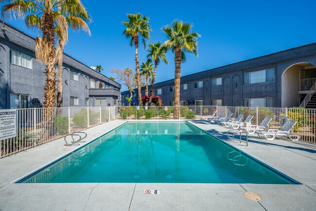 Más detalles de 2641 W Butler Dr, Phoenix, AZ - Edificio residencial​ en venta