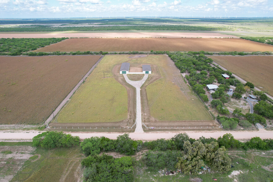 27178 San Roman Rd, Bayview, TX en venta - Foto del edificio - Imagen 3 de 17