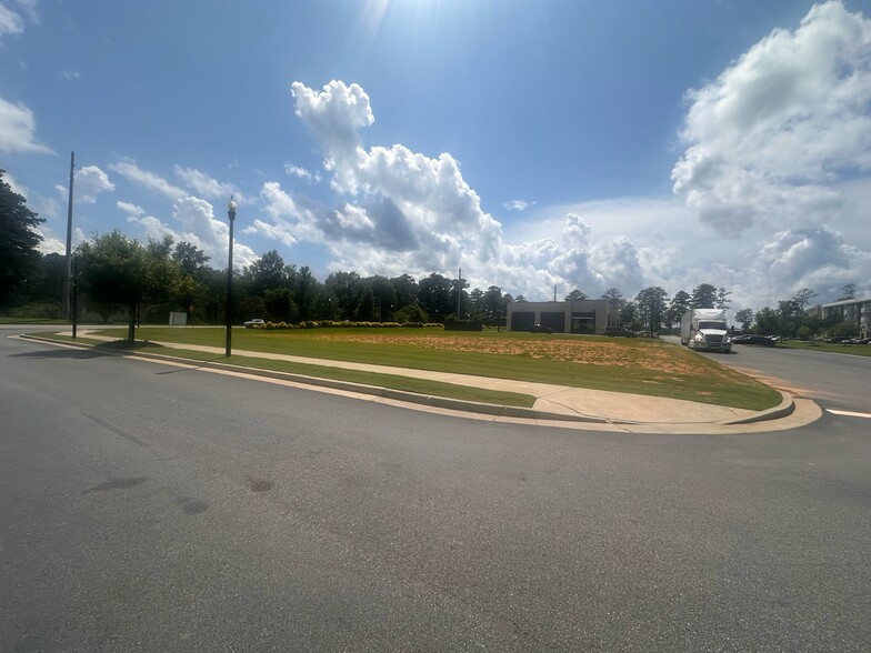 5781 Zebulon Rd, Macon-Bibb, GA en venta - Foto del edificio - Imagen 3 de 7