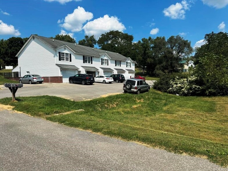 775 W Franklin St, Wytheville, VA en venta - Foto del edificio - Imagen 1 de 17