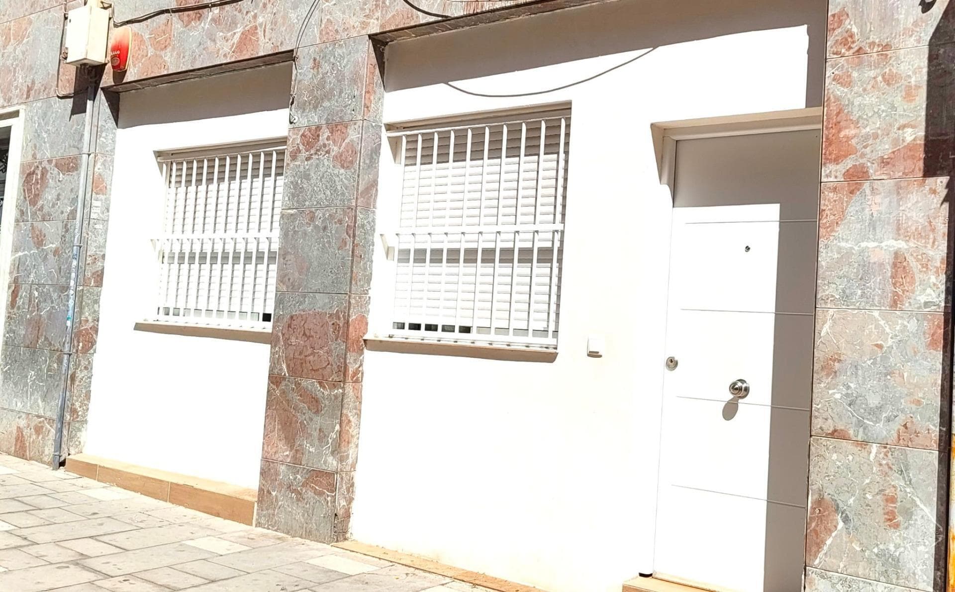 Carrer Olegario Domarco Seller, 32, Elche, Alicante en venta Foto principal- Imagen 1 de 7
