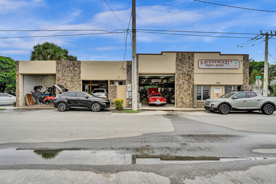 121 SE 1st Ave, Dania Beach, FL en venta - Foto del edificio - Imagen 1 de 48