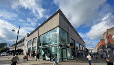 24-26 The Martletts, Crawley en alquiler Foto del edificio- Imagen 1 de 1