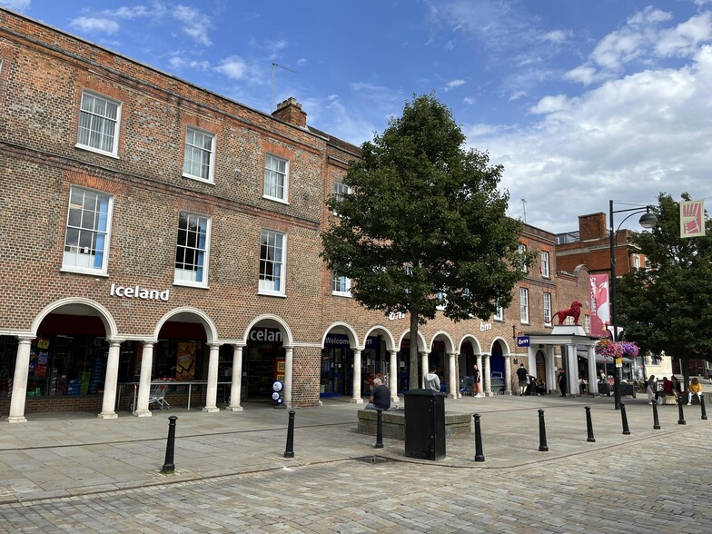 9-10 High St, High Wycombe en alquiler - Foto del edificio - Imagen 2 de 8