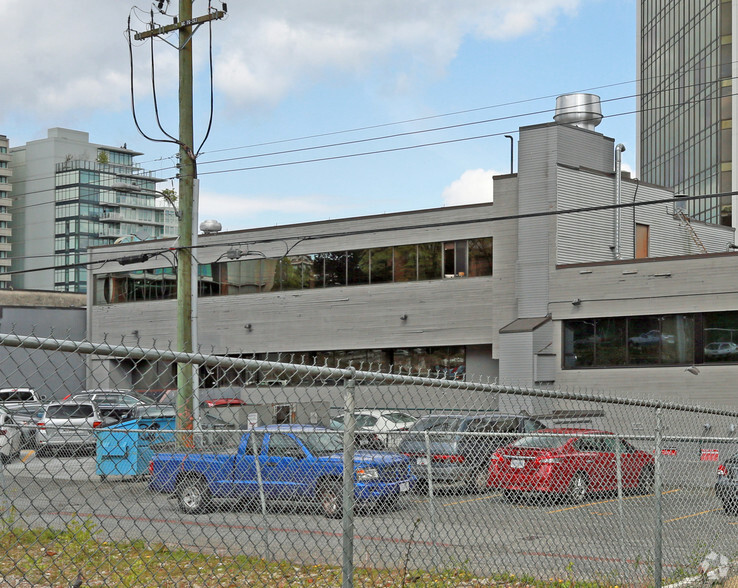 604-614 W Broadway, Vancouver, BC en alquiler - Foto del edificio - Imagen 3 de 4